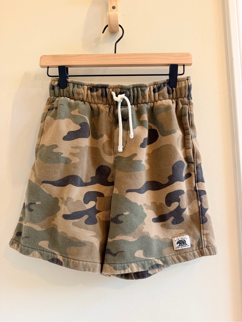 Old Navy Camo Shorts kids XXL fleece like new